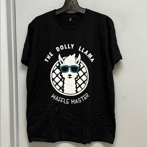 NEW The Dolly Llama “Waffle Master” Graphic Tee – Black – Men’s XL